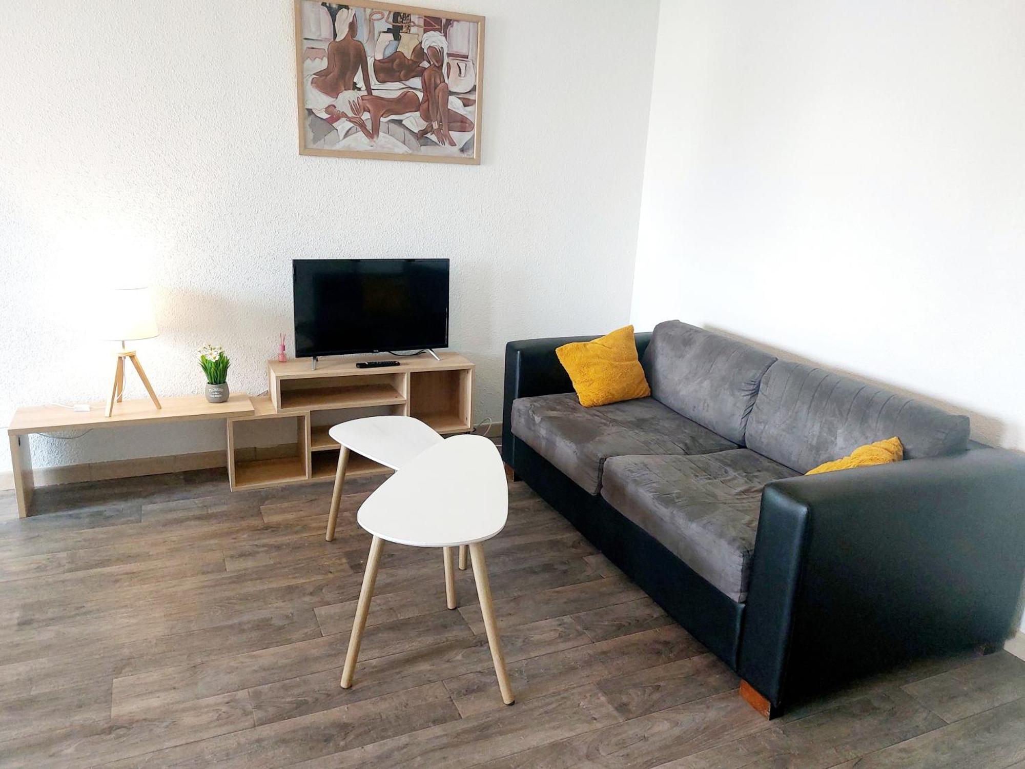 Le Montauriol - Logement Avec Terrasse - Piscine -Tennis - Place De Parking Privee Apartment Монтобан Екстериор снимка
